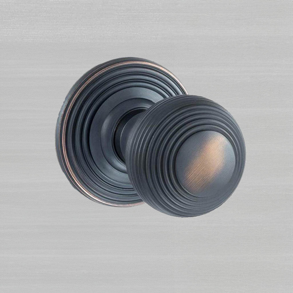 Outlet - Ripon Reeded Old English Mortice Knob Antique Copper