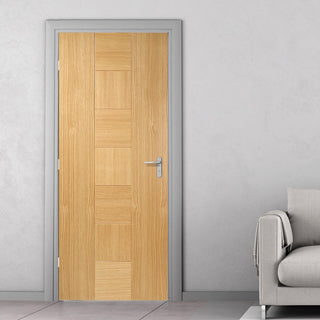 Image: Bespoke Catalonia Flush Oak Door - Prefinished