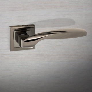 Image: Oklahoma Status Lever on Square Rose - Black Nickel