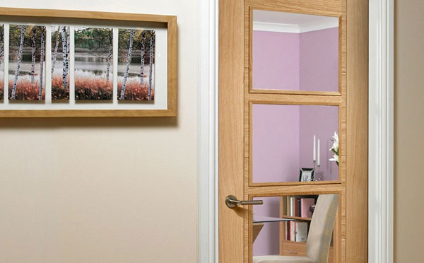 Vancouver Oak 4L Door with Clear Glass and Pre-finished