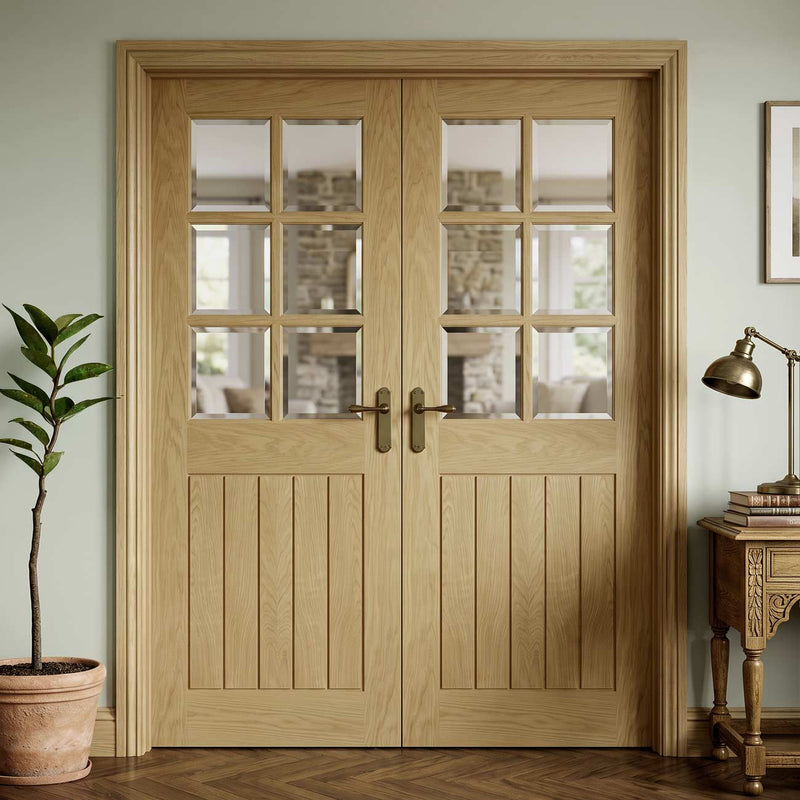 Bespoke Ely Oak Internal Door Pair - Clear Bevelled Glass - Unfinished