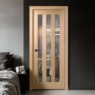Image: Utah 3 Pane Oak Internal Door - Clear Glass - Prefinished