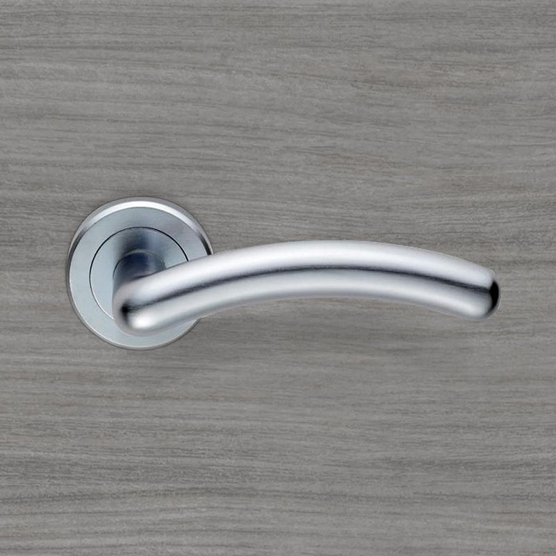 Serozzetta Noxia ZIN3003 Lever Latch Handles on Round Rose - Satin Chrome Plated