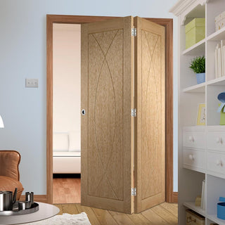 Image: Bespoke Thrufold Pesaro Oak Flush Folding 2+0 Door