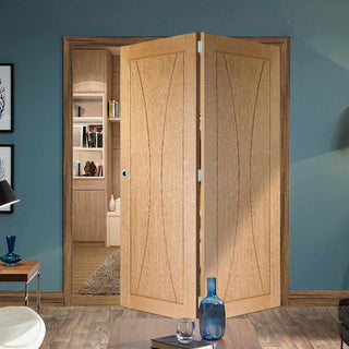 Image: Bespoke Thrufold Verona Oak Flush Folding 2+0 Door - Prefinished