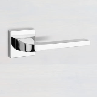 Image: Tupai Rapido CurvaLine Valbona Lever on Square Rose - Bright Polished Chrome