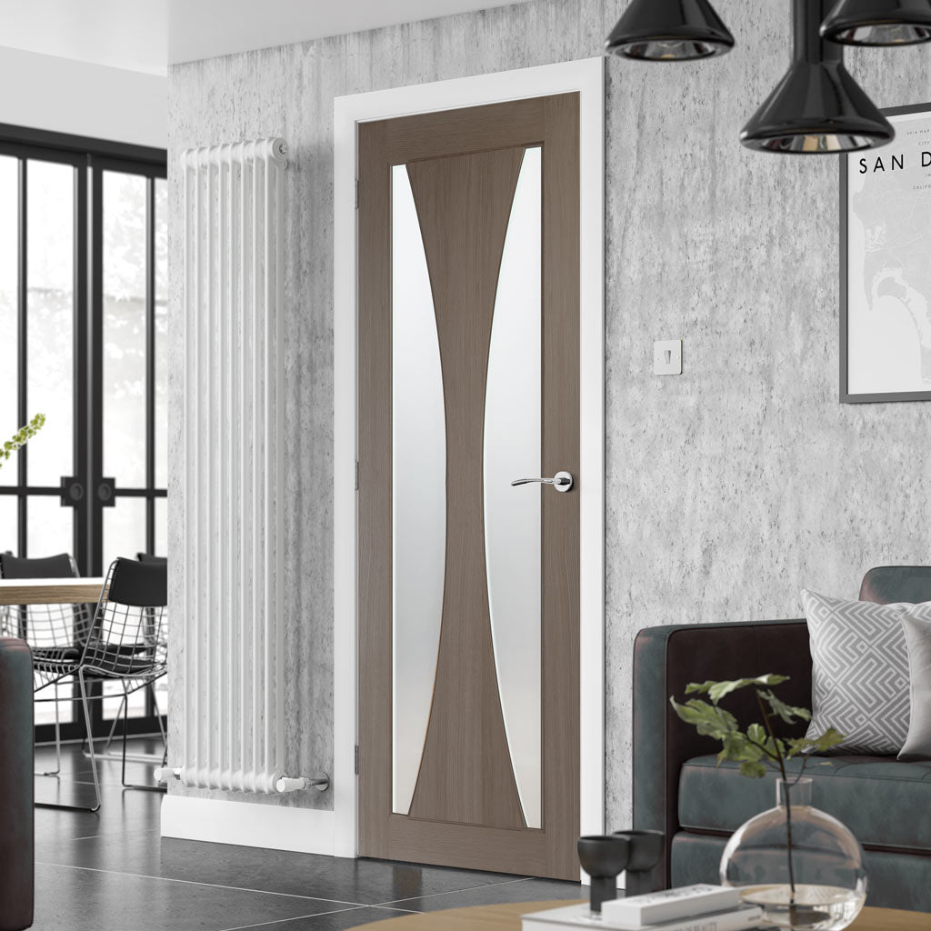 Designer varnished interior door in five colour options