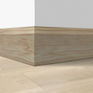 Image: LPD; Chamfered Oak Veneer Skirtings on Solid Core - Not decorated