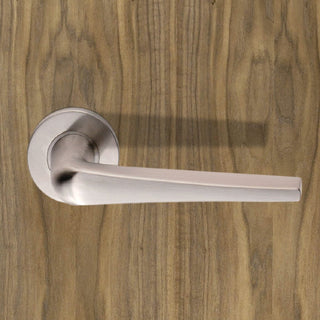 Image: Steelworx CSL1160 Lever Latch Handles on Sprung Rose