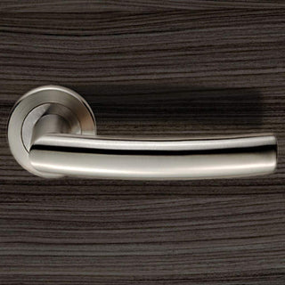 Image: Steelworx SWL1165 Scimitar Lever Latch Handles on Round Rose - Satin Stainless Steel