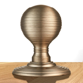 Image: DK37CFB Delamain Reeded Florentine Bronze Mortice Knob Handles