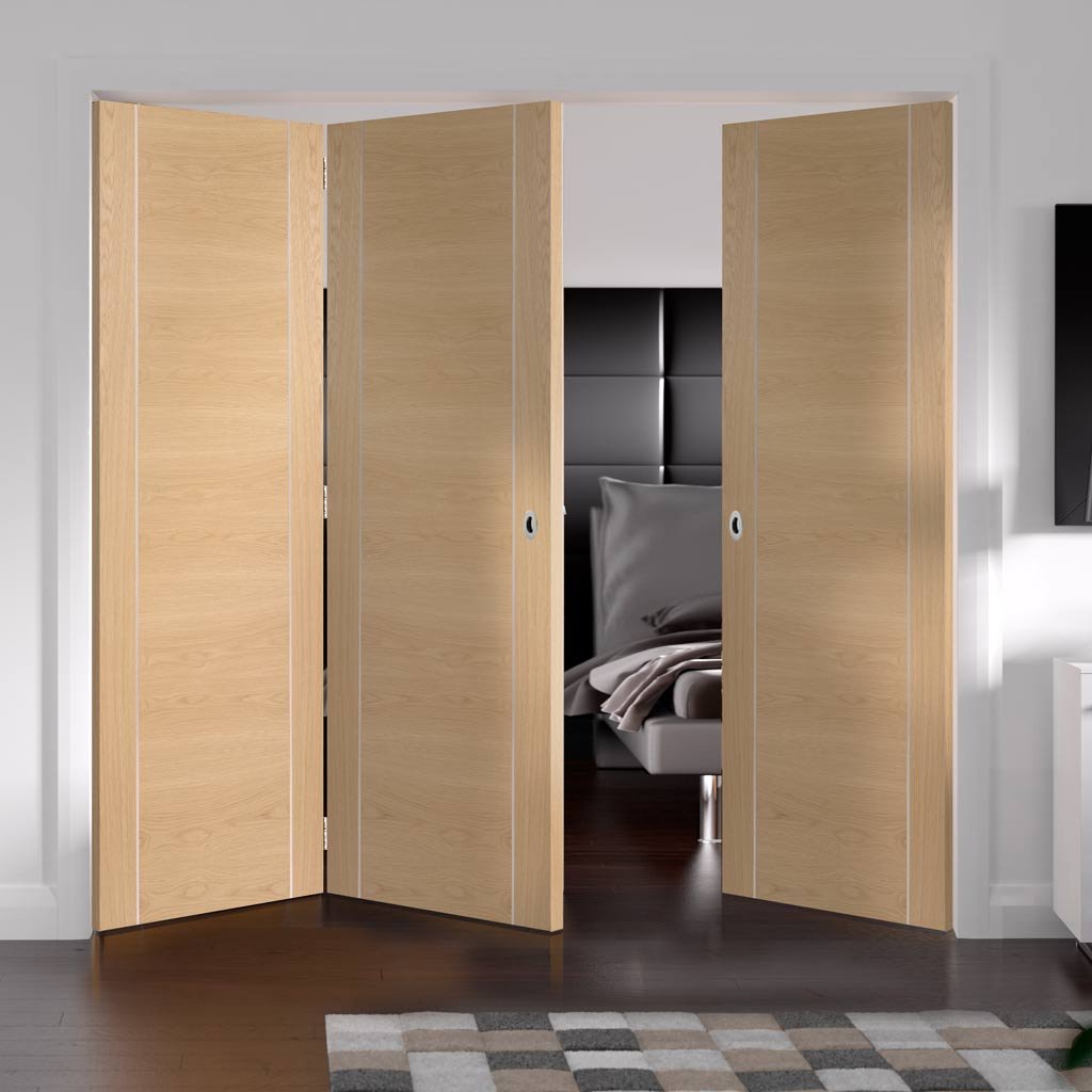 Three Folding Doors & Frame Kit - Forli Oak Flush 2+1 - Aluminium Inlay - Prefinished