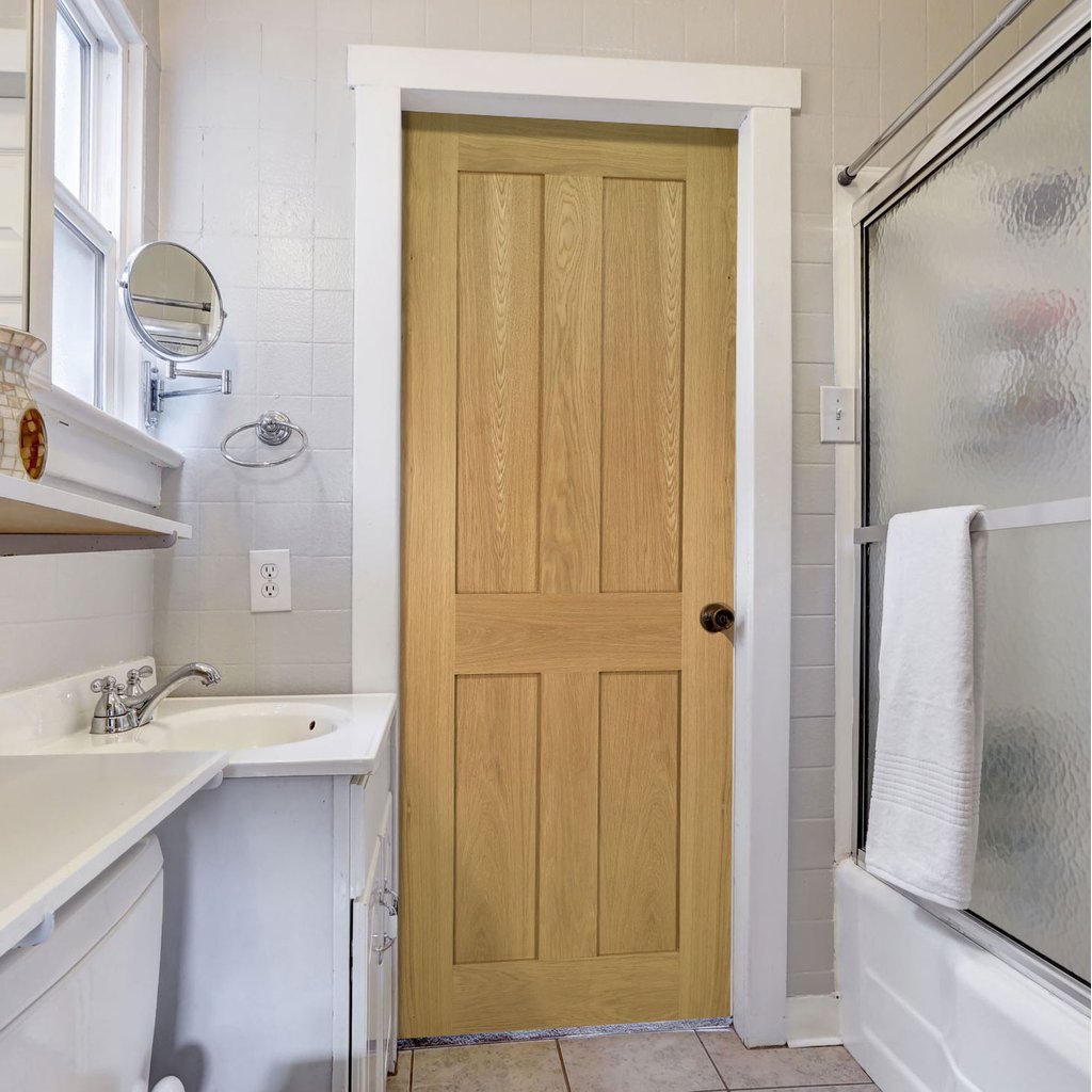 Bespoke Eton Real American Oak Veneer Internal Door - Unfinished