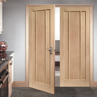 Image: Worcester Oak 3 Panel Door Pair