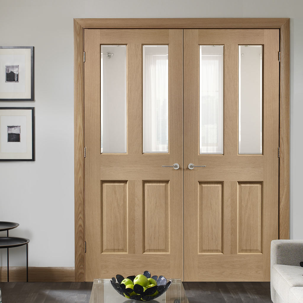 Malton Oak Internal Door Pair - No Raised Mouldings - Bevelled Clear Glass - Prefinished