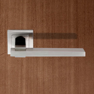 Image: Steelworx SSL1402 Lever Latch Handles on Square Sprung Rose