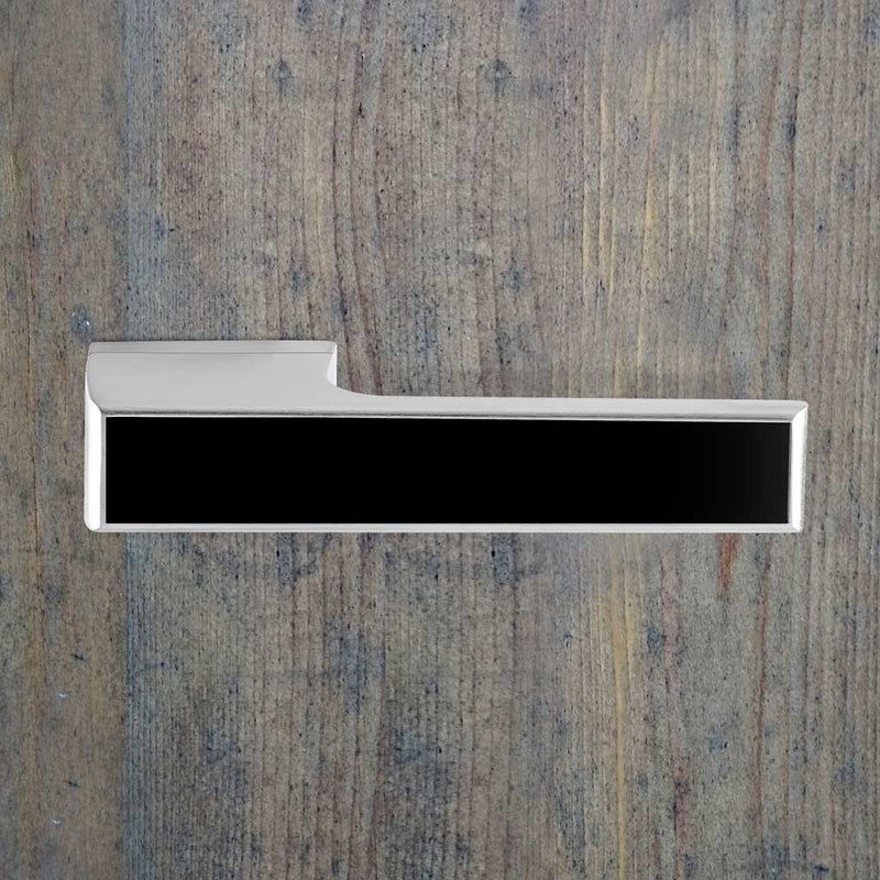 Tupai Rapido VersaLine Tobar Lever on Long Rose - Pearl Black Decorative Plate - Bright Polished Chrome