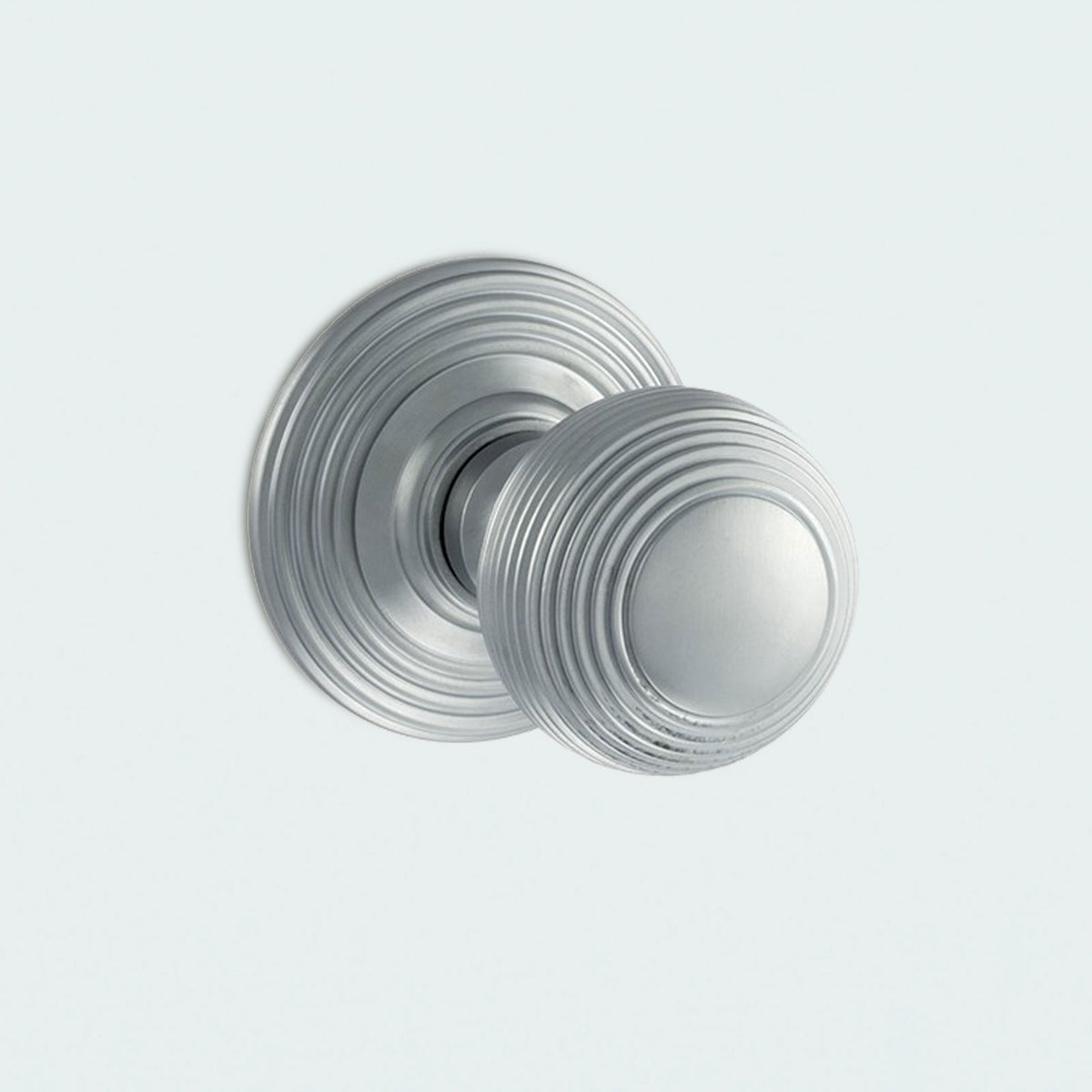 Ripon Reeded Old English Mortice Knob - Satin Chrome