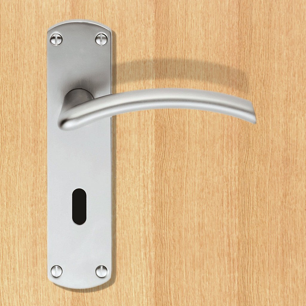 Serozzetta Tres SZC031 Lever Lock Door Handles - 2 Finishes