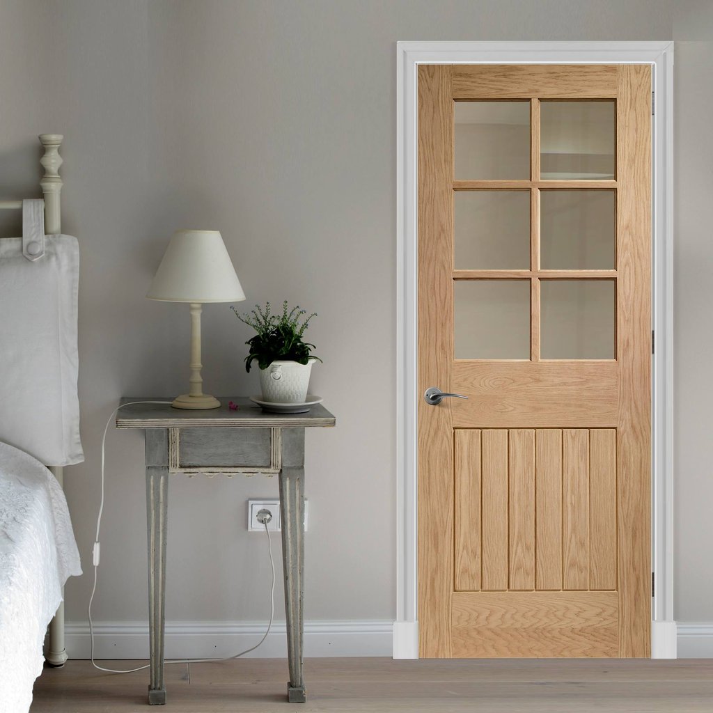 Oak interior door with elegant bevelled glass