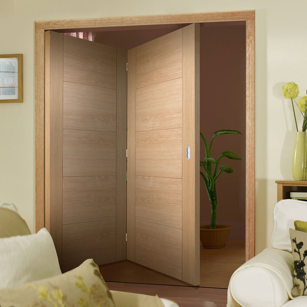 Two Folding Doors & Frame Kit - Vancouver 5 Panel Effect Flush Oak 2+0 - Prefinished