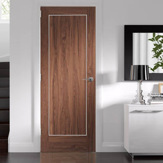 Image: Walnut veneer interior flush door