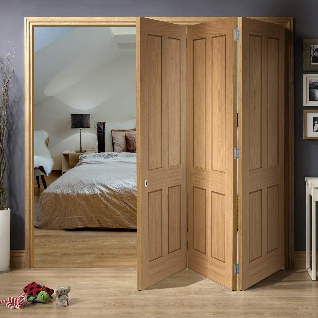 Bespoke Thrufold Victorian 4P Oak Shaker Folding 3+0 Door